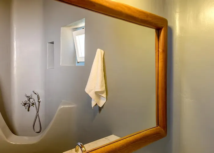 Lighthouse - Private Pool - Unlimited Sea View - 6 Pax Hulákia